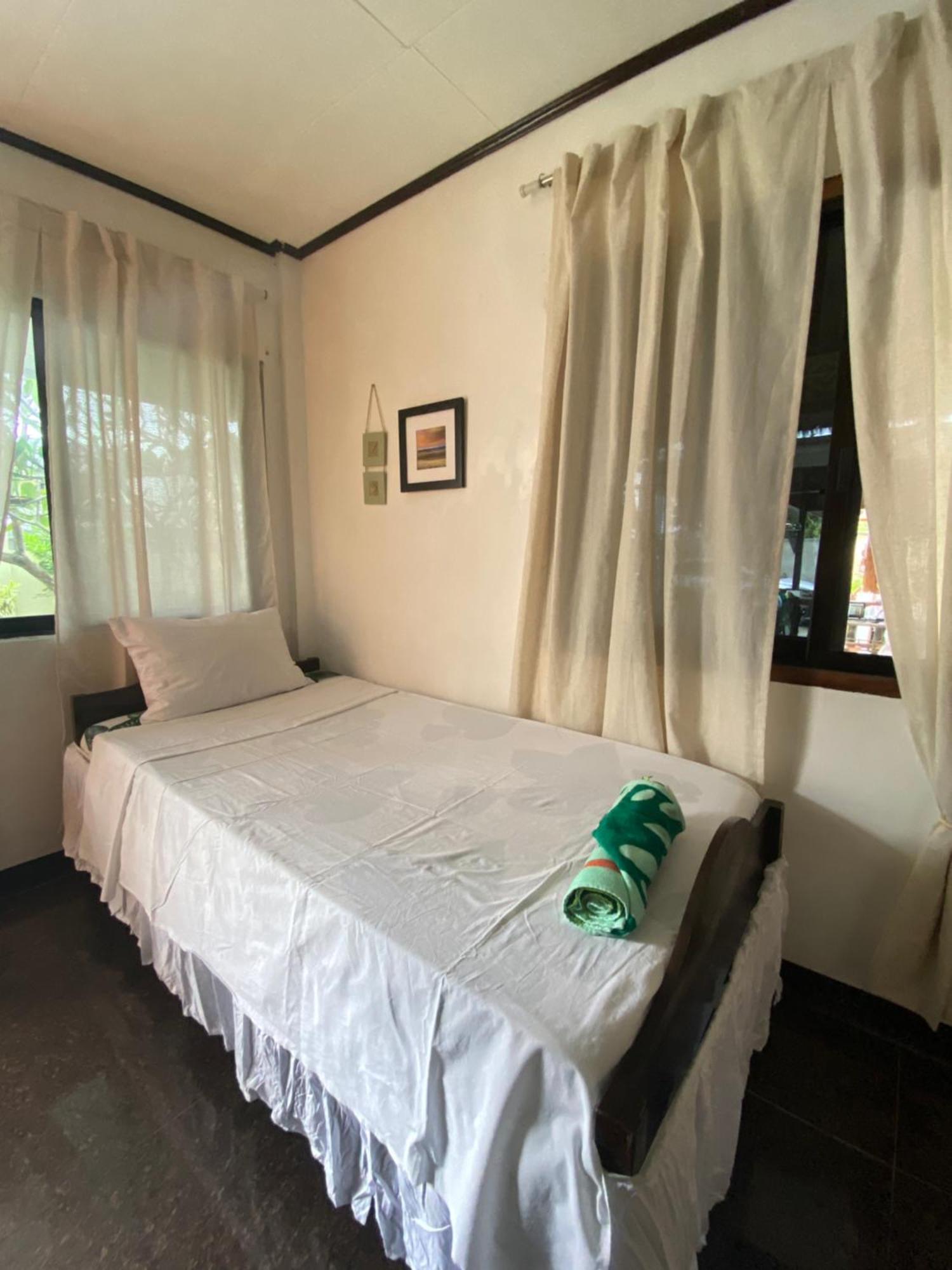 Panagsama Holiday Cottage Moalboal Ngoại thất bức ảnh